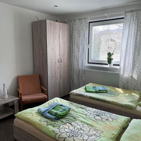 Apartmany Pri Zvonici اورافسكي بودزاموك المظهر الخارجي الصورة