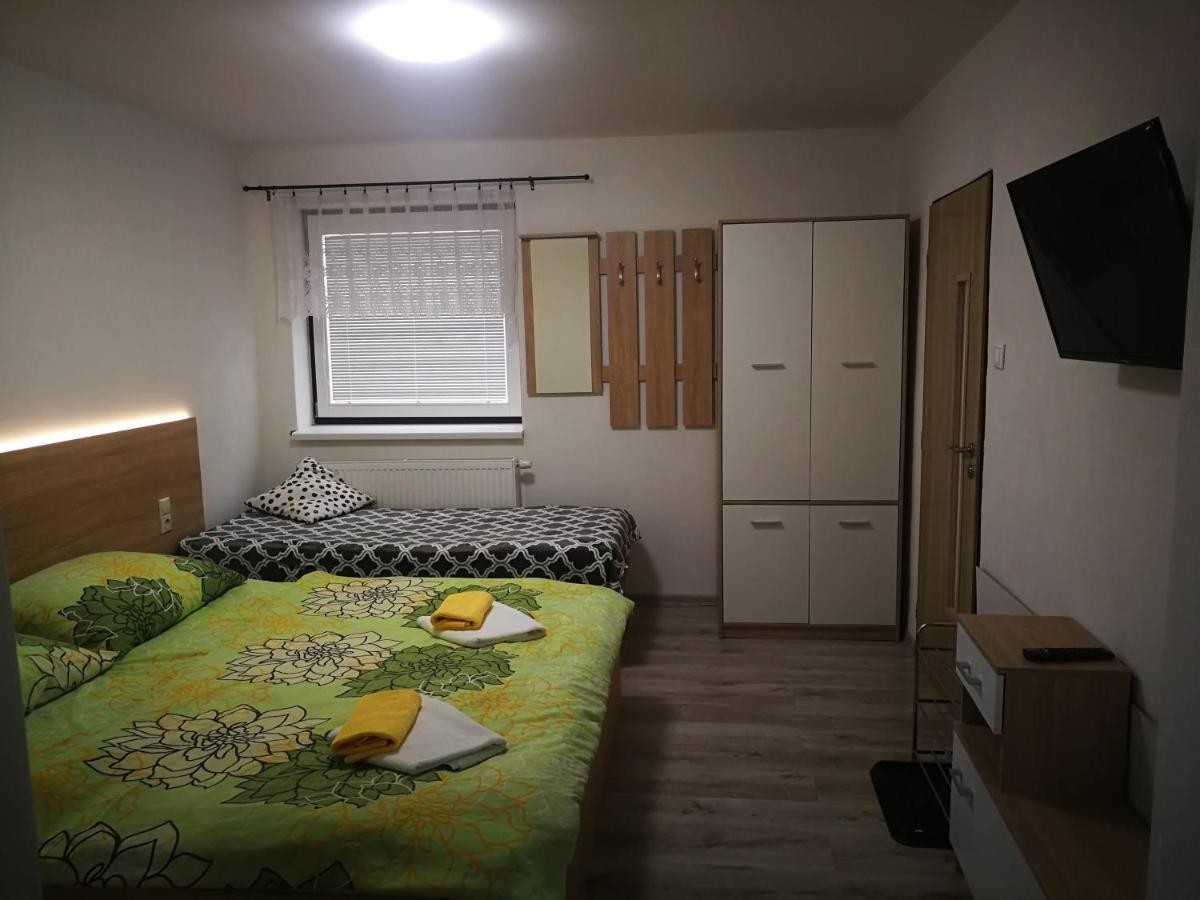 Apartmany Pri Zvonici اورافسكي بودزاموك المظهر الخارجي الصورة